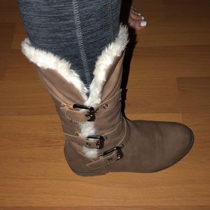 Tan winter boots
